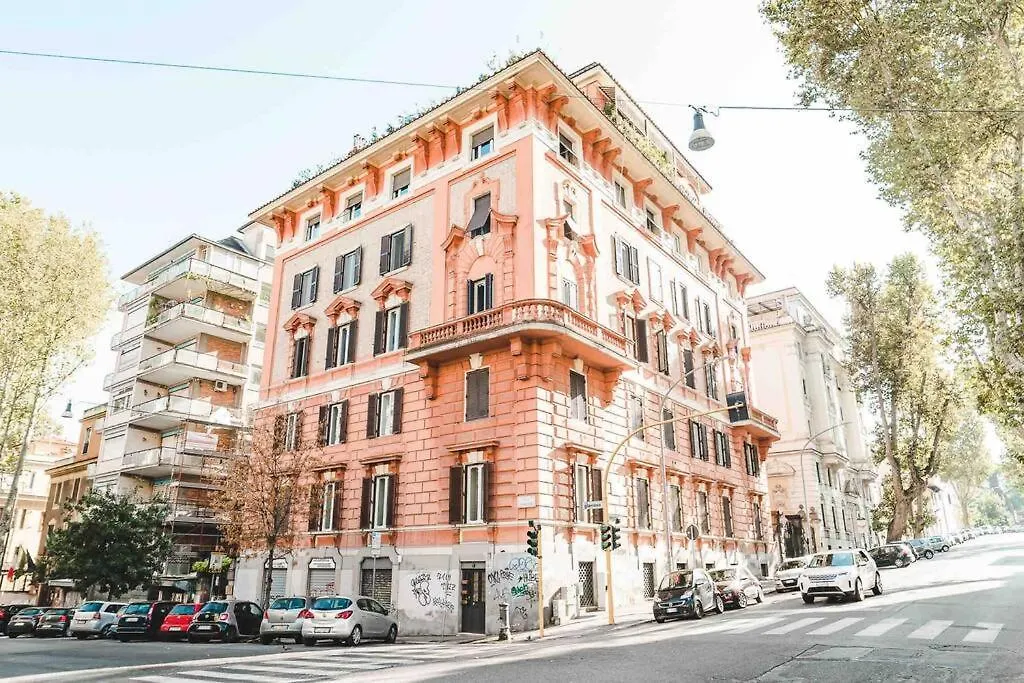 Apartment Domus Trastevere 900 Rome
