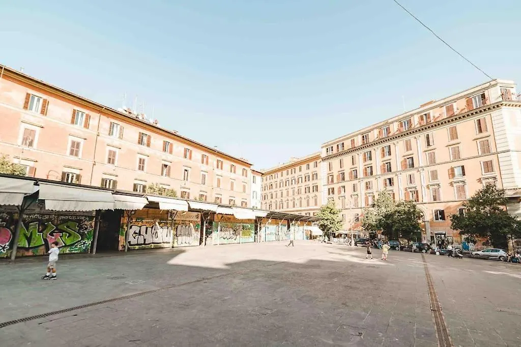 Domus Trastevere 900 Rome Apartment